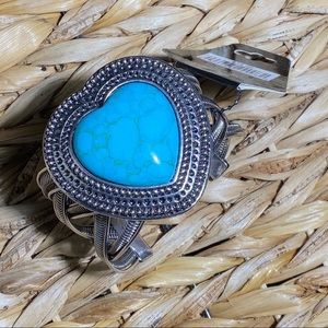 Blue stone heart cuff bracelet  sizable NWT